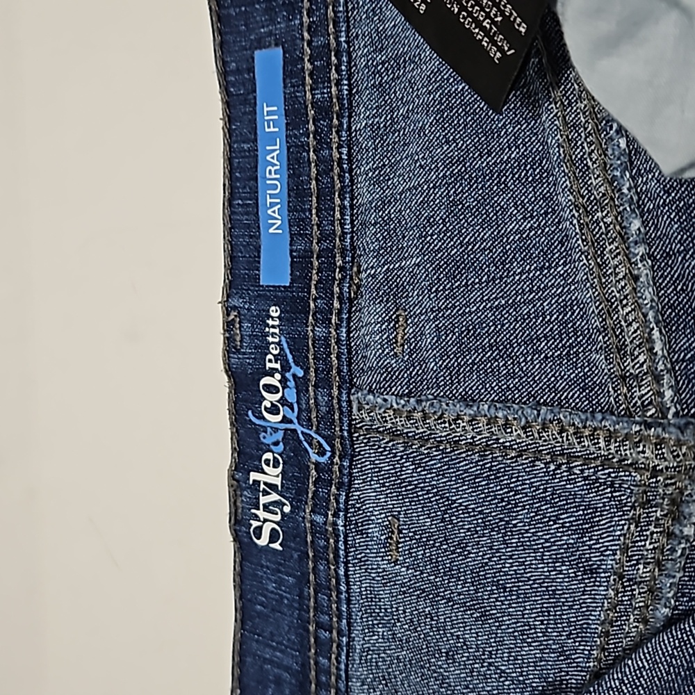 Style & Co Petite Natural Fit Denim Jean's Size 6P #W-860 - Picture 5 of 13